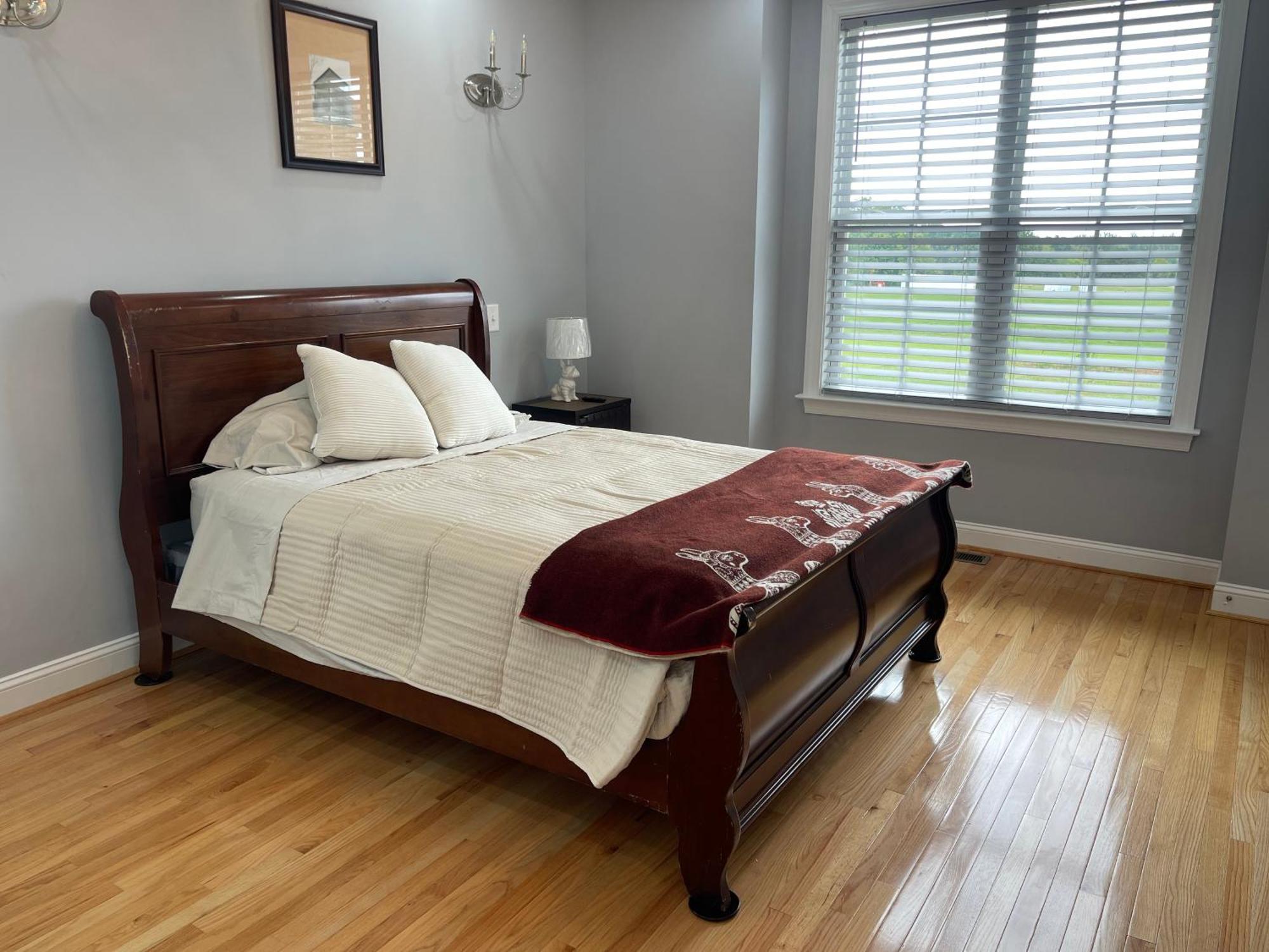 דירות Whitsett La Casa Grande Hosting מראה חיצוני תמונה