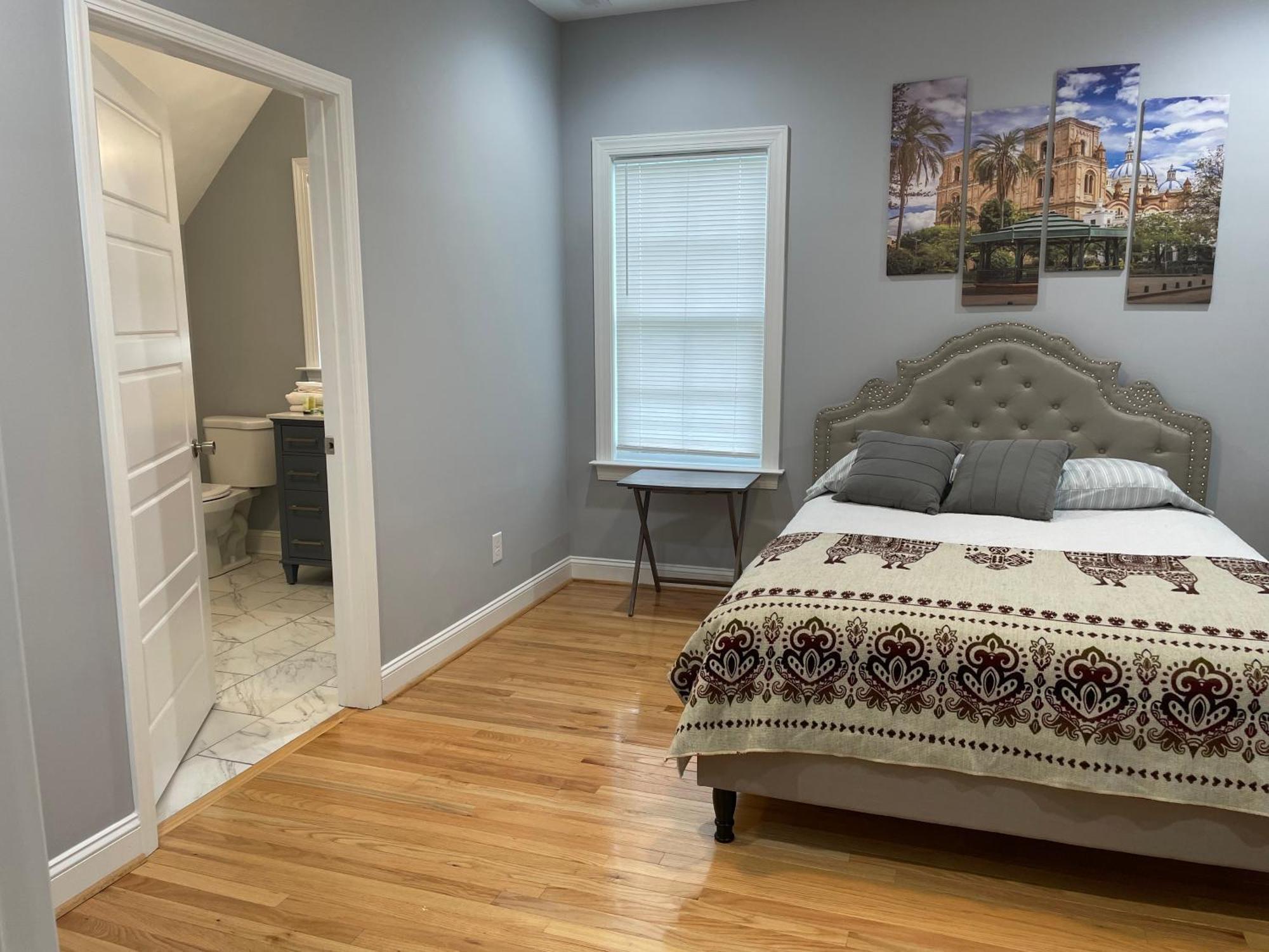 דירות Whitsett La Casa Grande Hosting מראה חיצוני תמונה