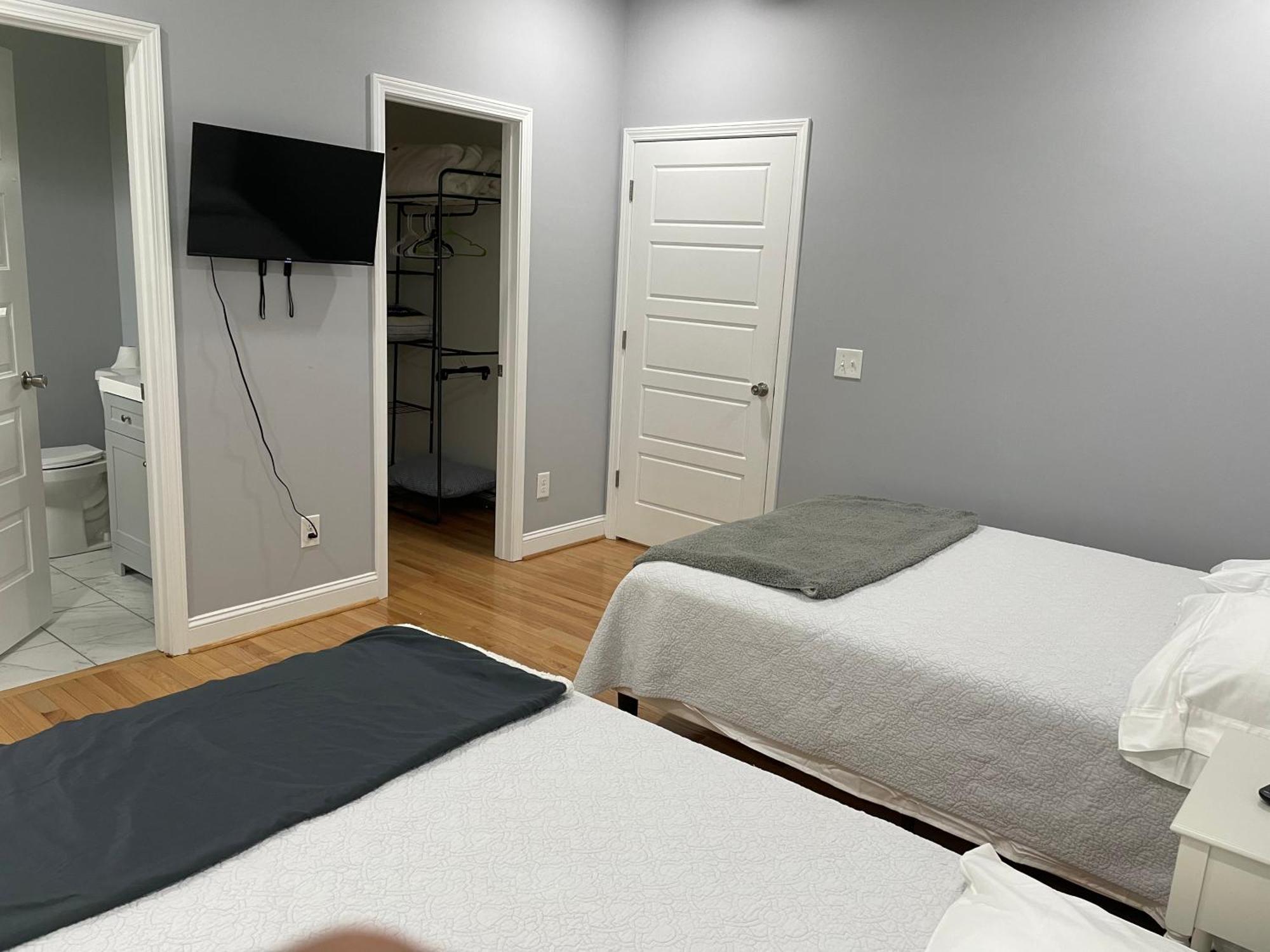 דירות Whitsett La Casa Grande Hosting מראה חיצוני תמונה